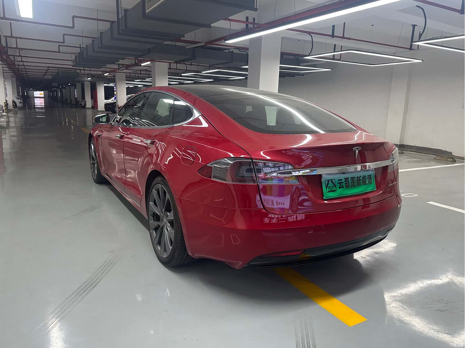 Tesla Model S, 2020 7
