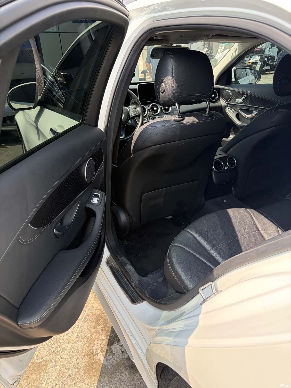 Mercedes-Benz C-Class, 2017 11