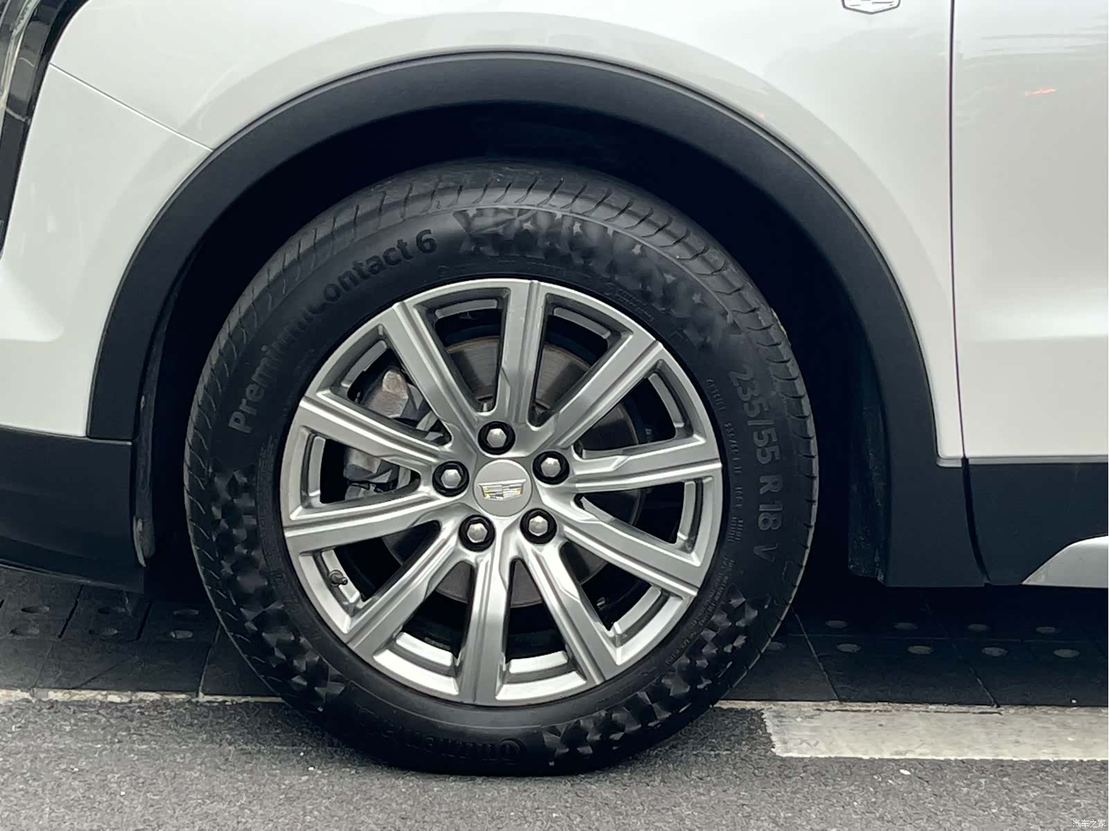 Cadillac XT4, 2019 10