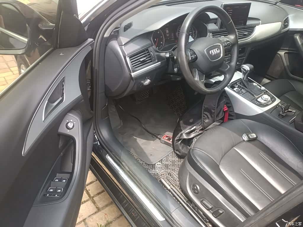 Audi A6L, 2016 12