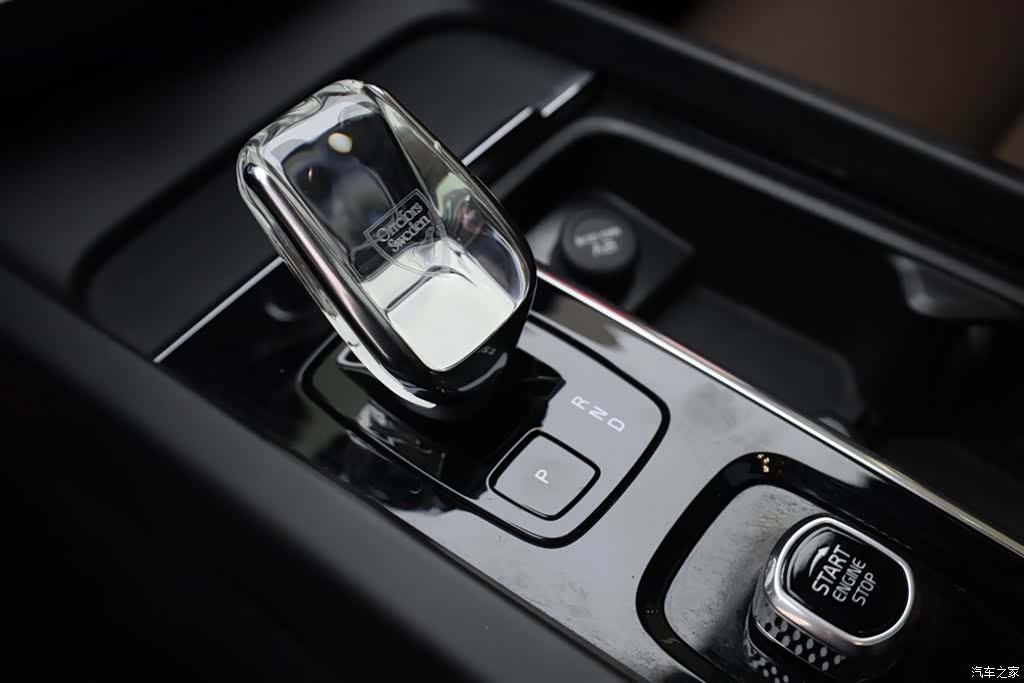 Volvo XC60, 2024 22