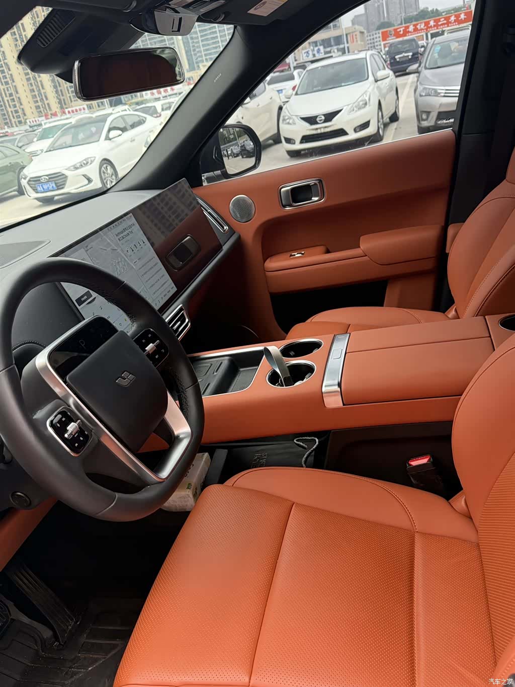Li Auto L9, 2024 все фото