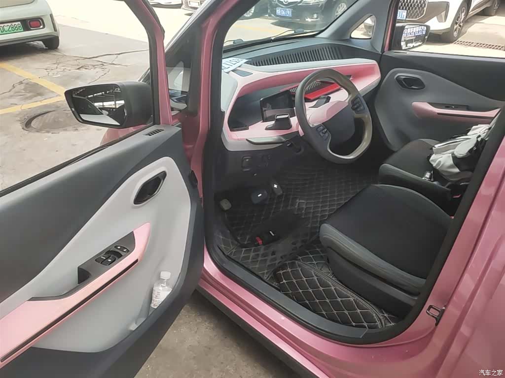 Wuling E200, 2019 16
