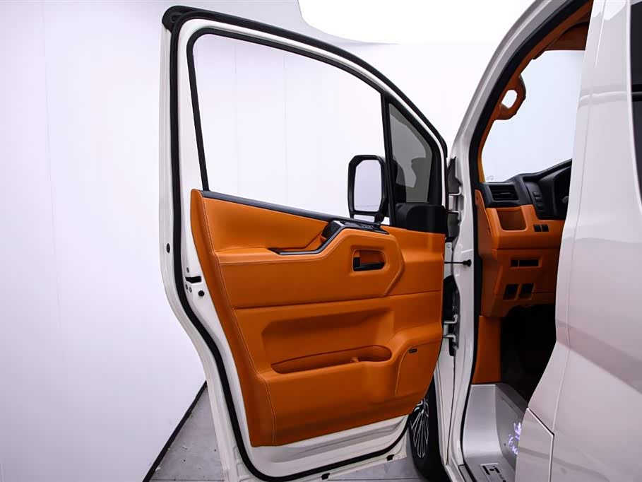 Toyota HIACE Toyota HIACE