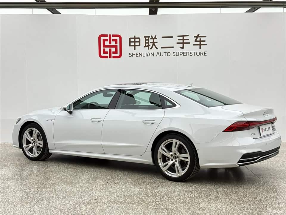 Audi A7L