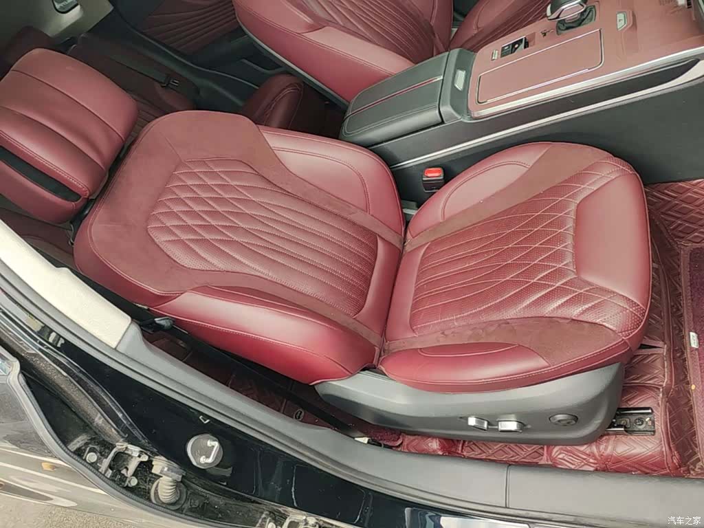 Hongqi HS5, 2024 20