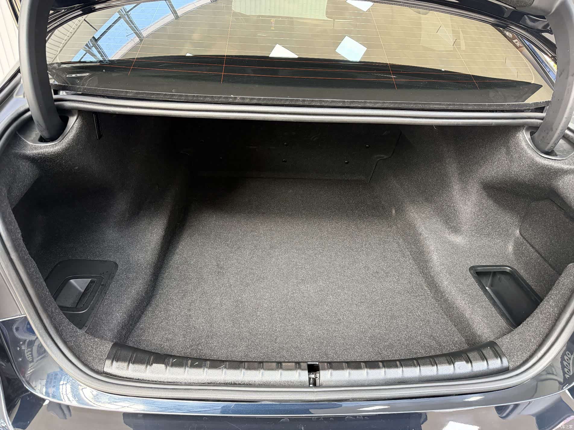 BMW 5 Series, 2020 28