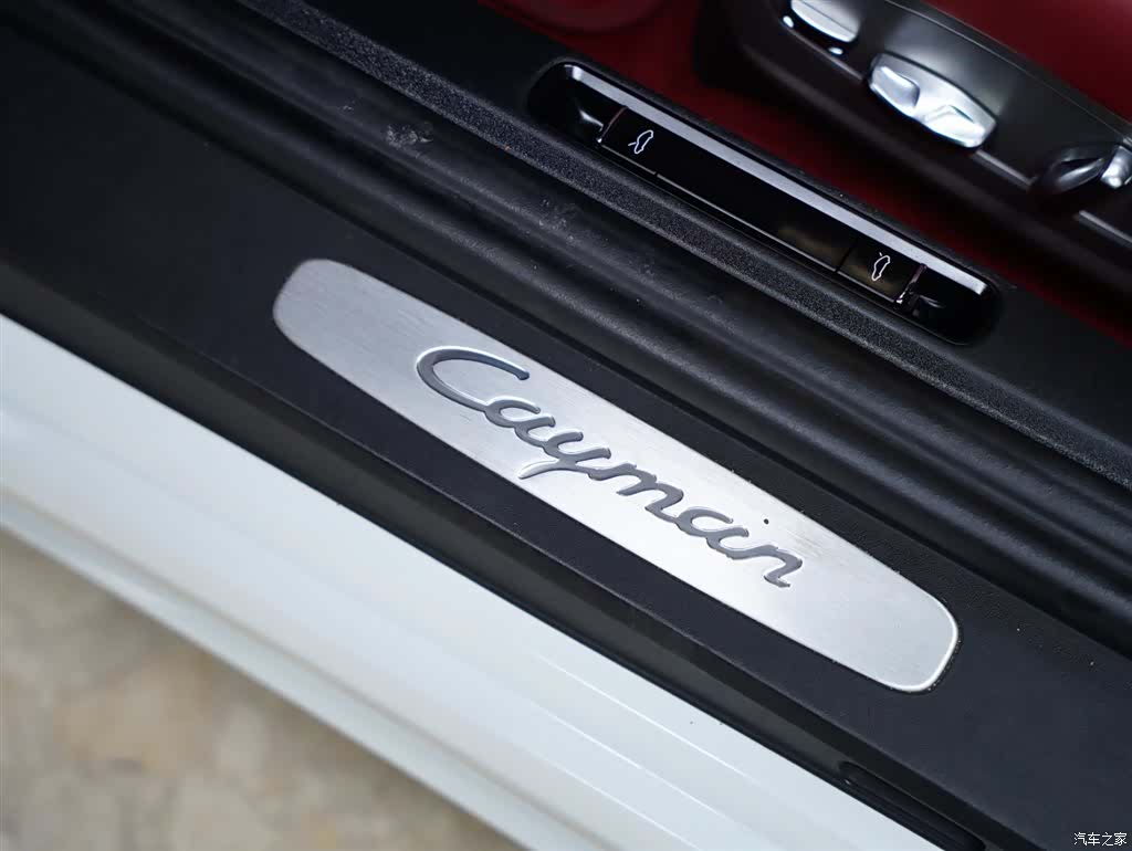 Porsche Cayman, 2021 30