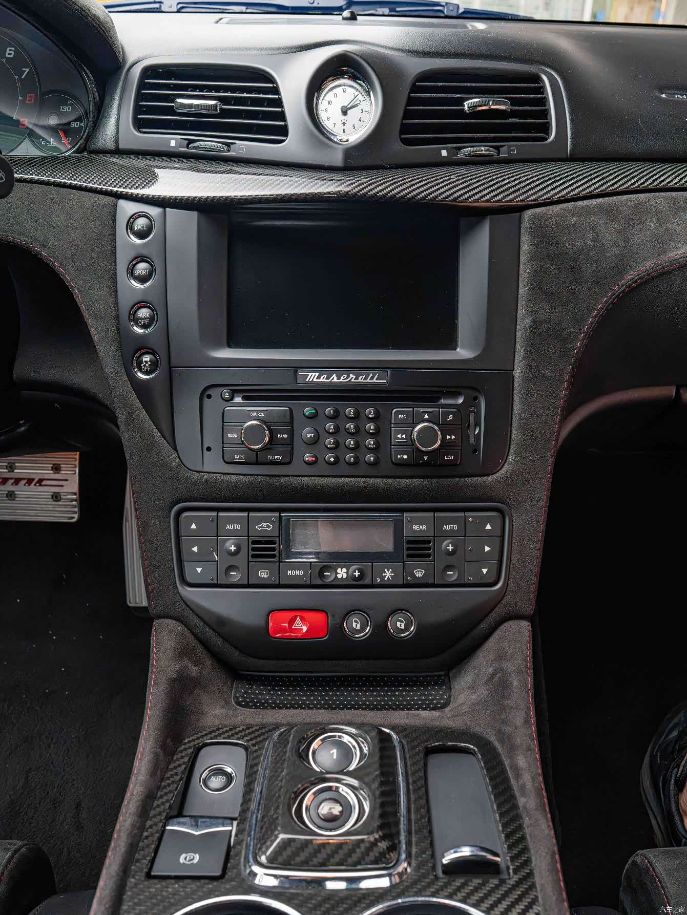 Maserati GranTurismo, 2013 15