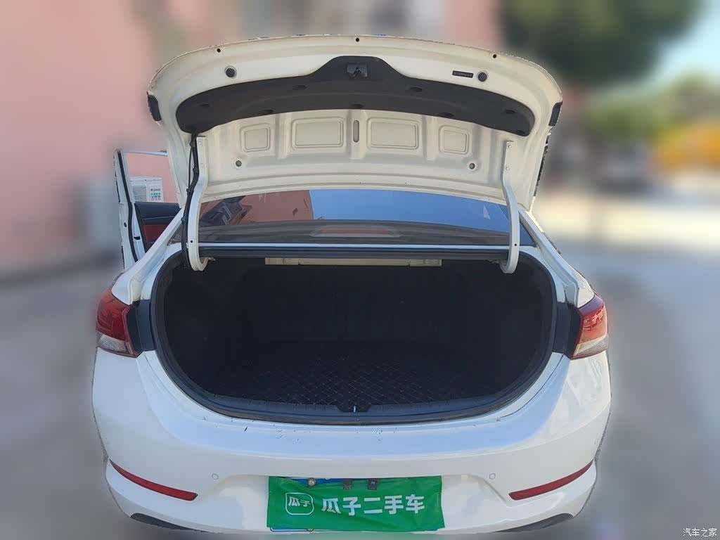 Hyundai GLS, 2017 10