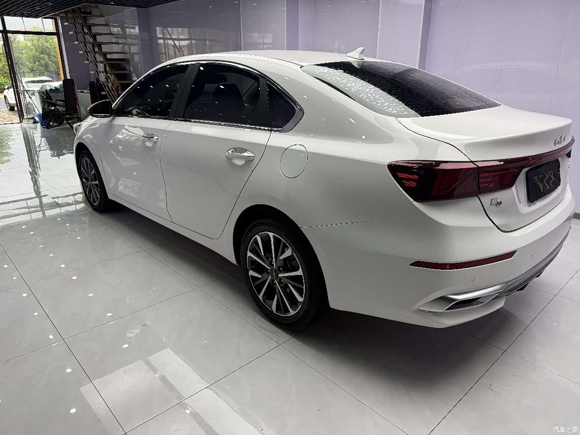 Kia K3, 2022 4