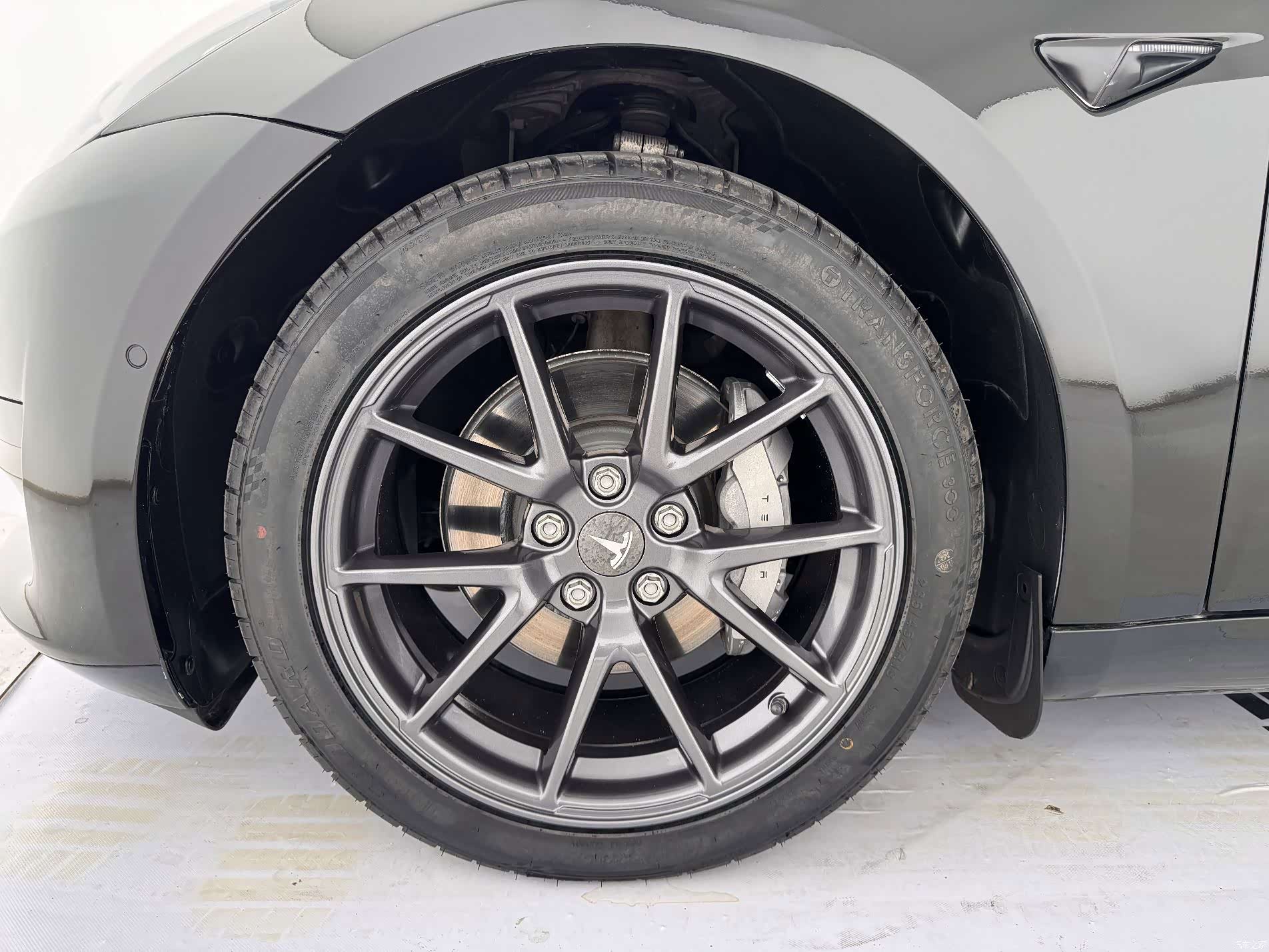Tesla Model 3, 2023 15
