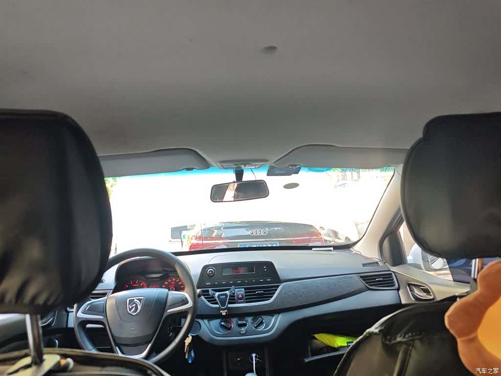 Wuling 310, 2018 19