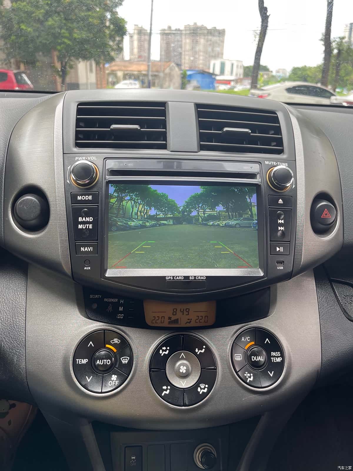 Toyota RAV4, 2013 9