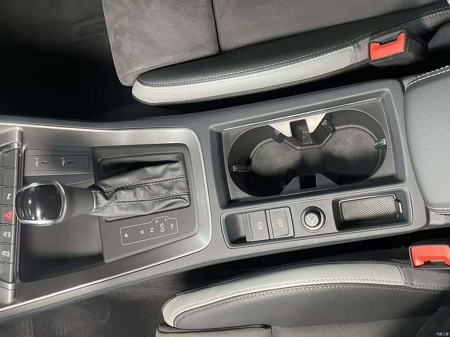 Audi Q3, 2023 17