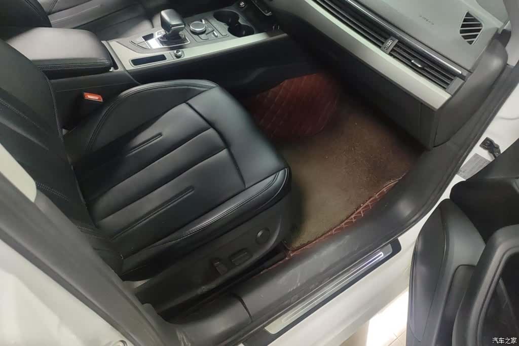 Audi A4L, 2018 8