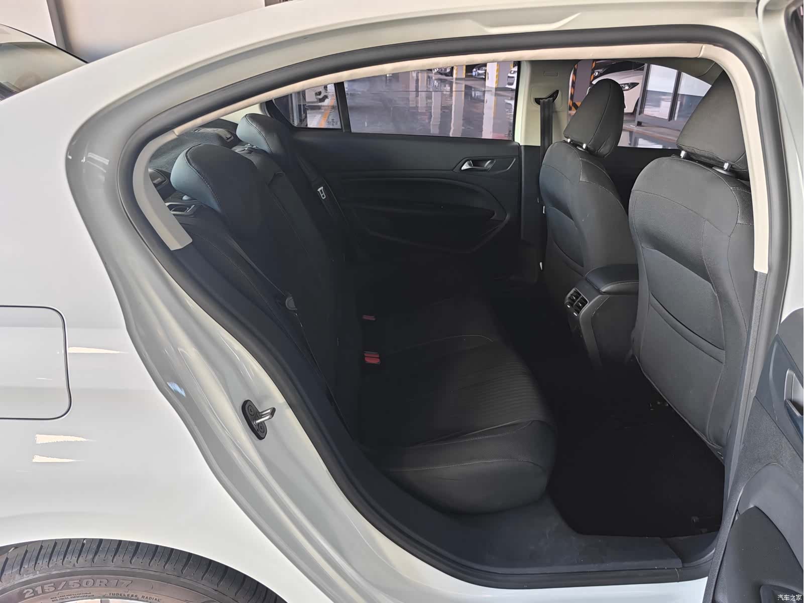 Peugeot 408, 2016 14