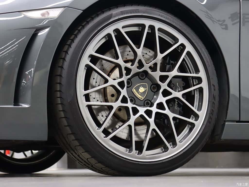 Gallardo LP560, 2014 30