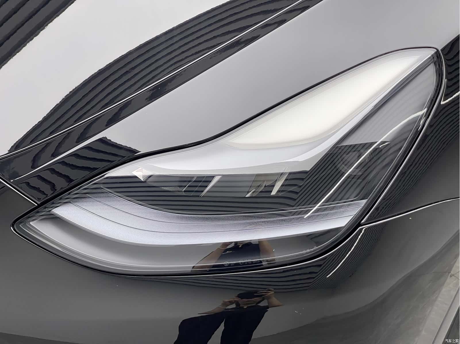 Tesla Model Y, 2022 18
