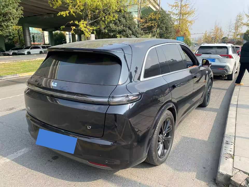 Li Auto Ideal L7