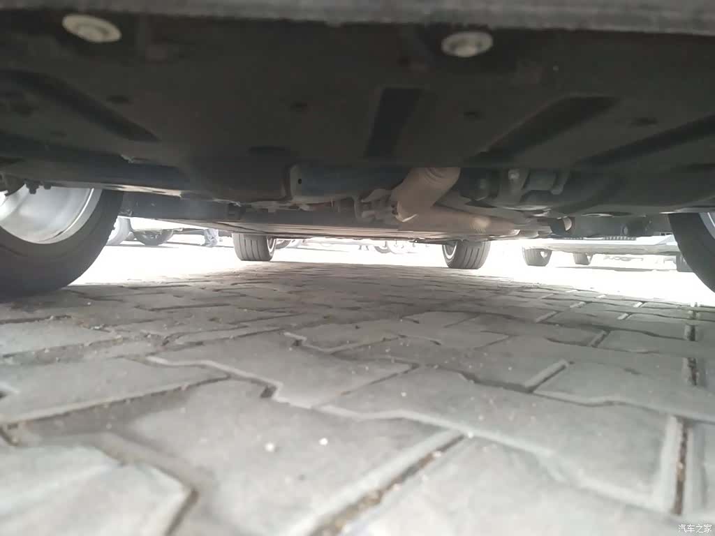 Leapmotor C10, 2024 23
