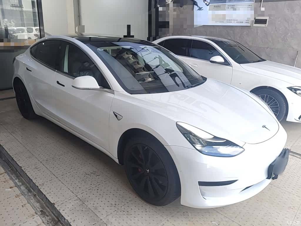 Tesla Model 3, 2020 4