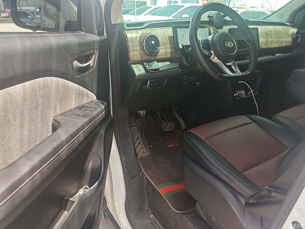 Ruichi EC75, 2025 16