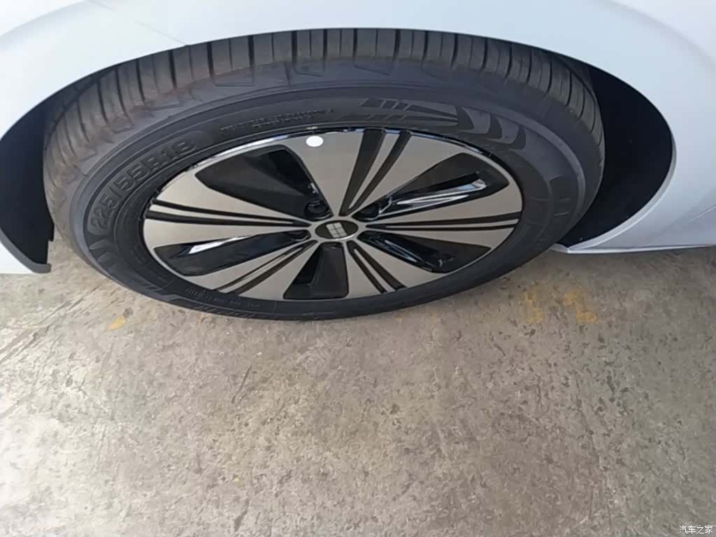 Geely A7, 2026 23