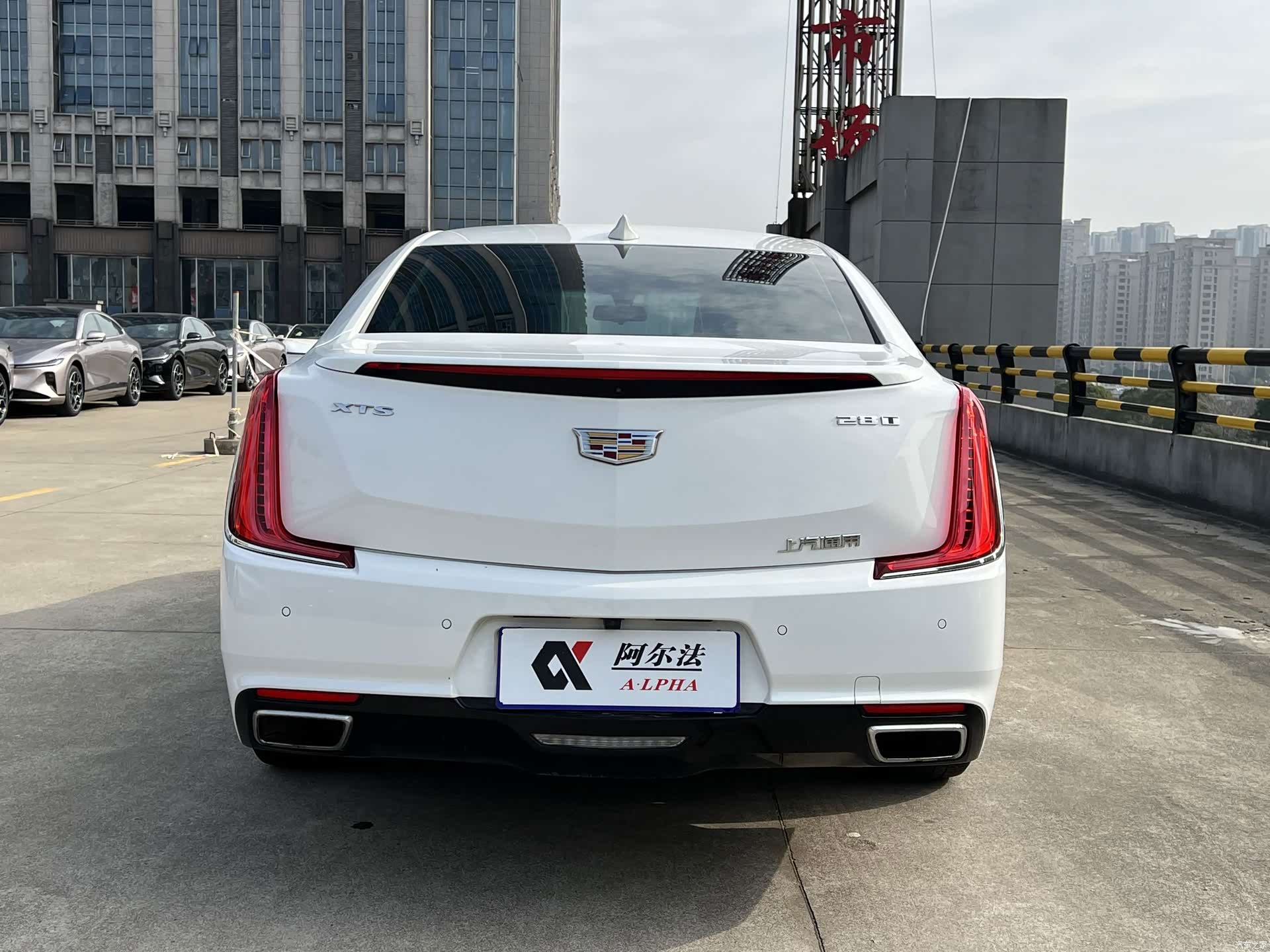 Cadillac XTS, 2018 все фото