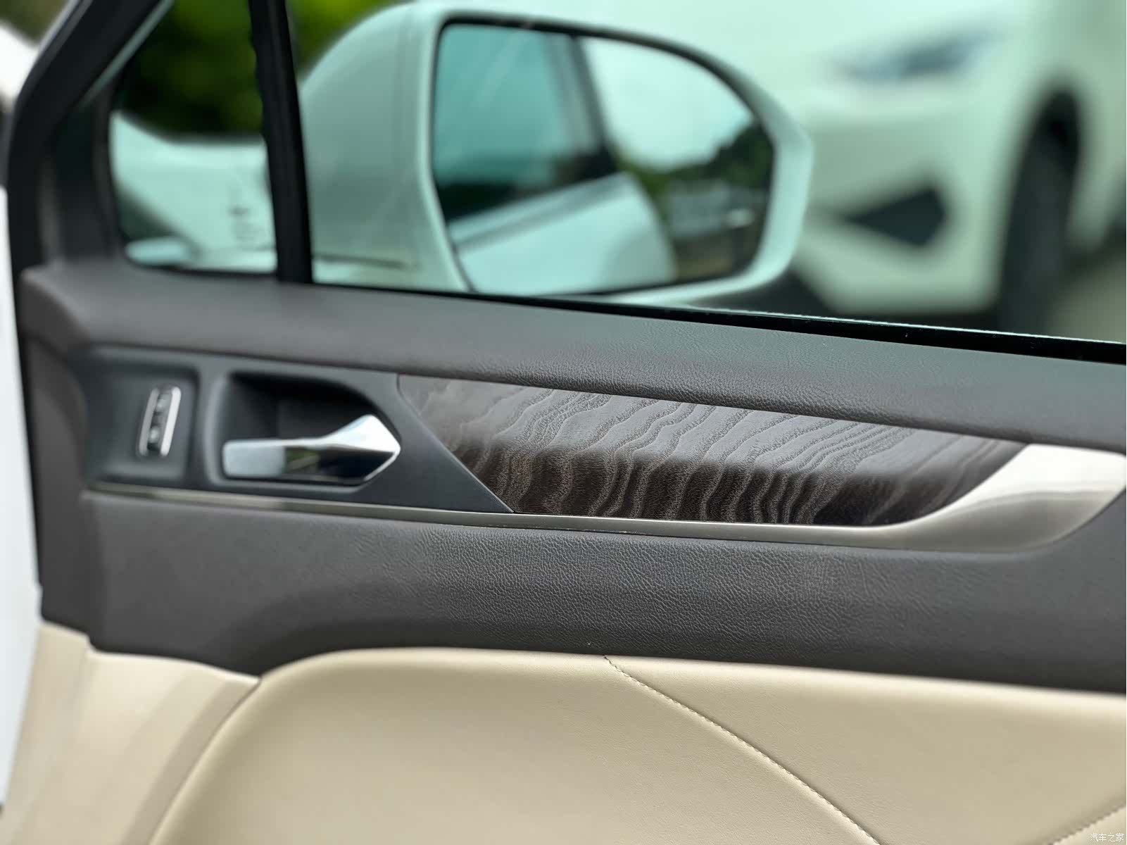 Lincoln MKC, 2018 20