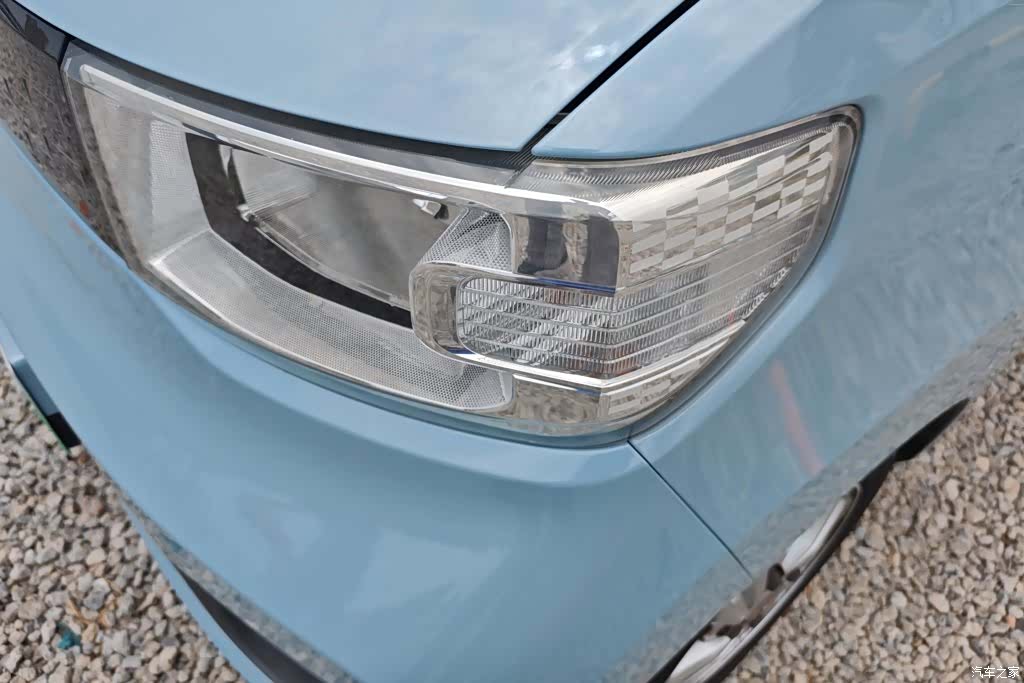 Wuling MINIEV, 2020 все фото