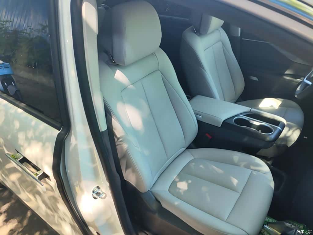 Buick GL8, 2025 25