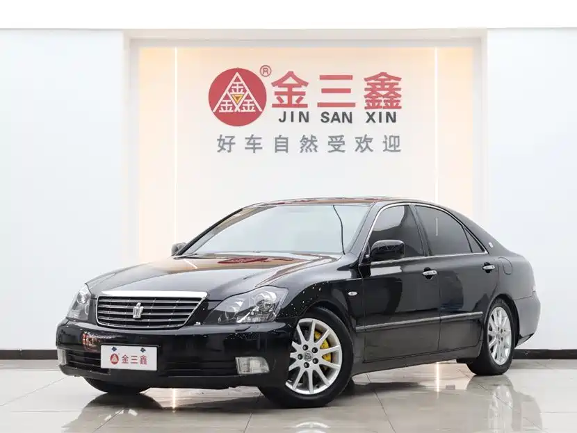Toyota crown