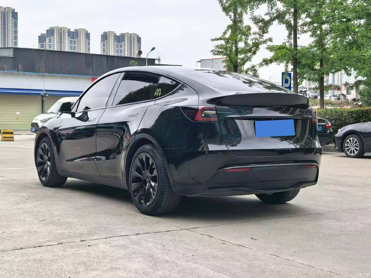 Tesla Model Y, 2021 7