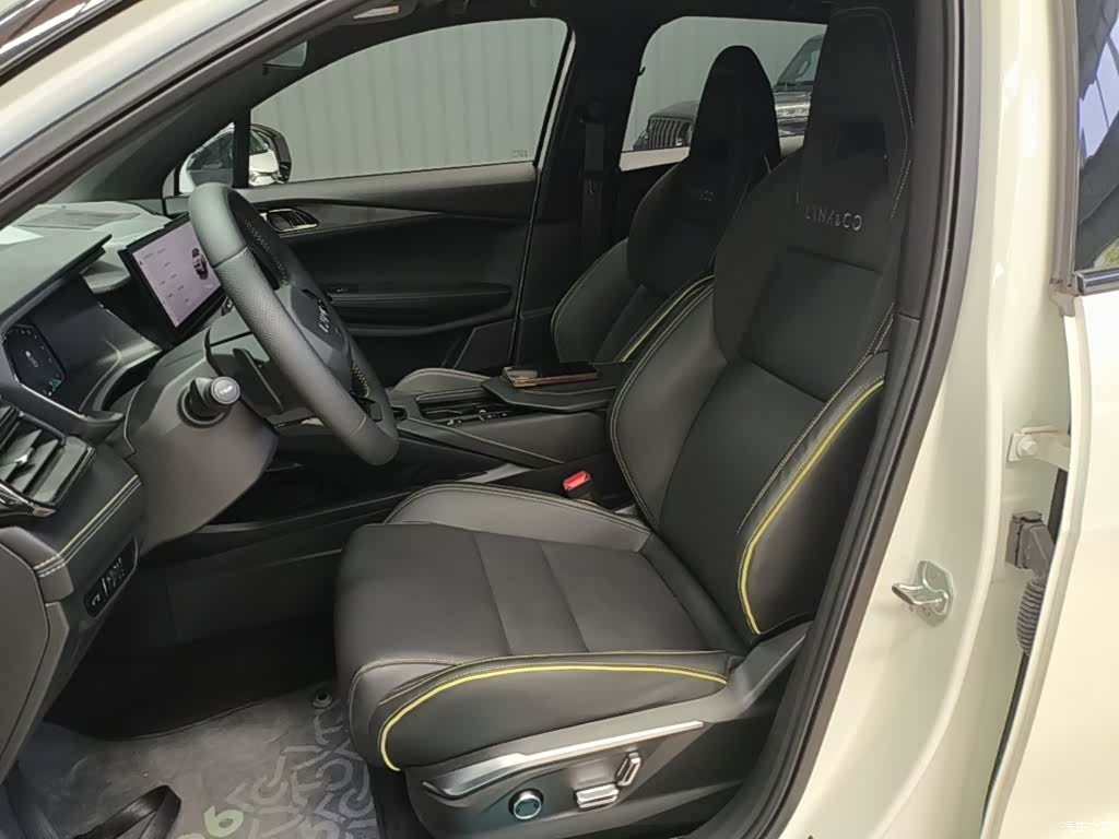 Lynk & Co 02, 2023 15