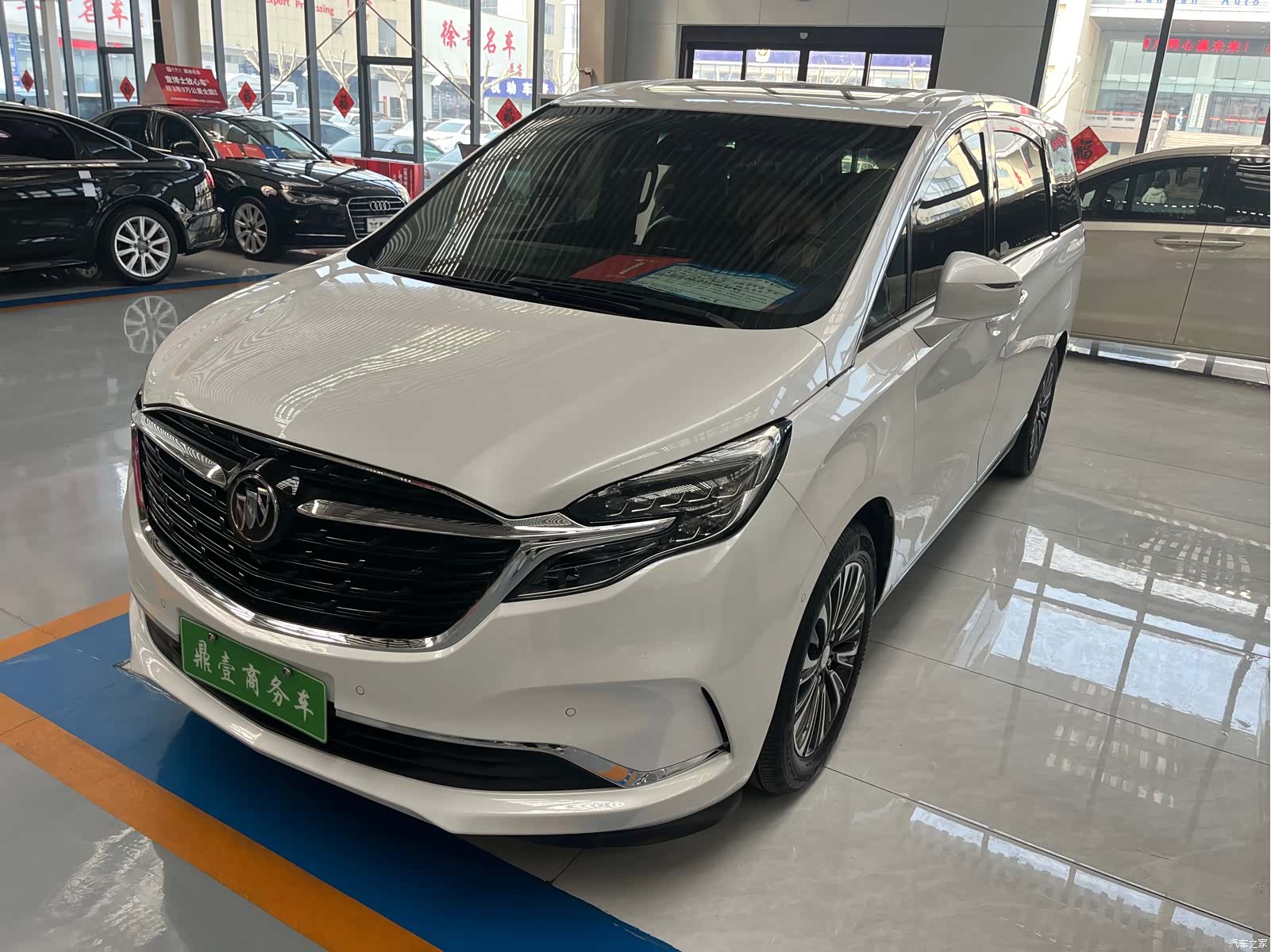 Buick GL8, 2020 1