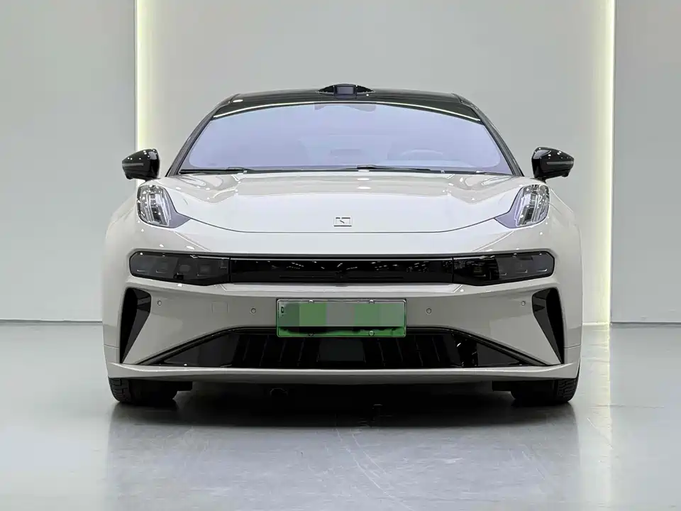 Zeekr 001