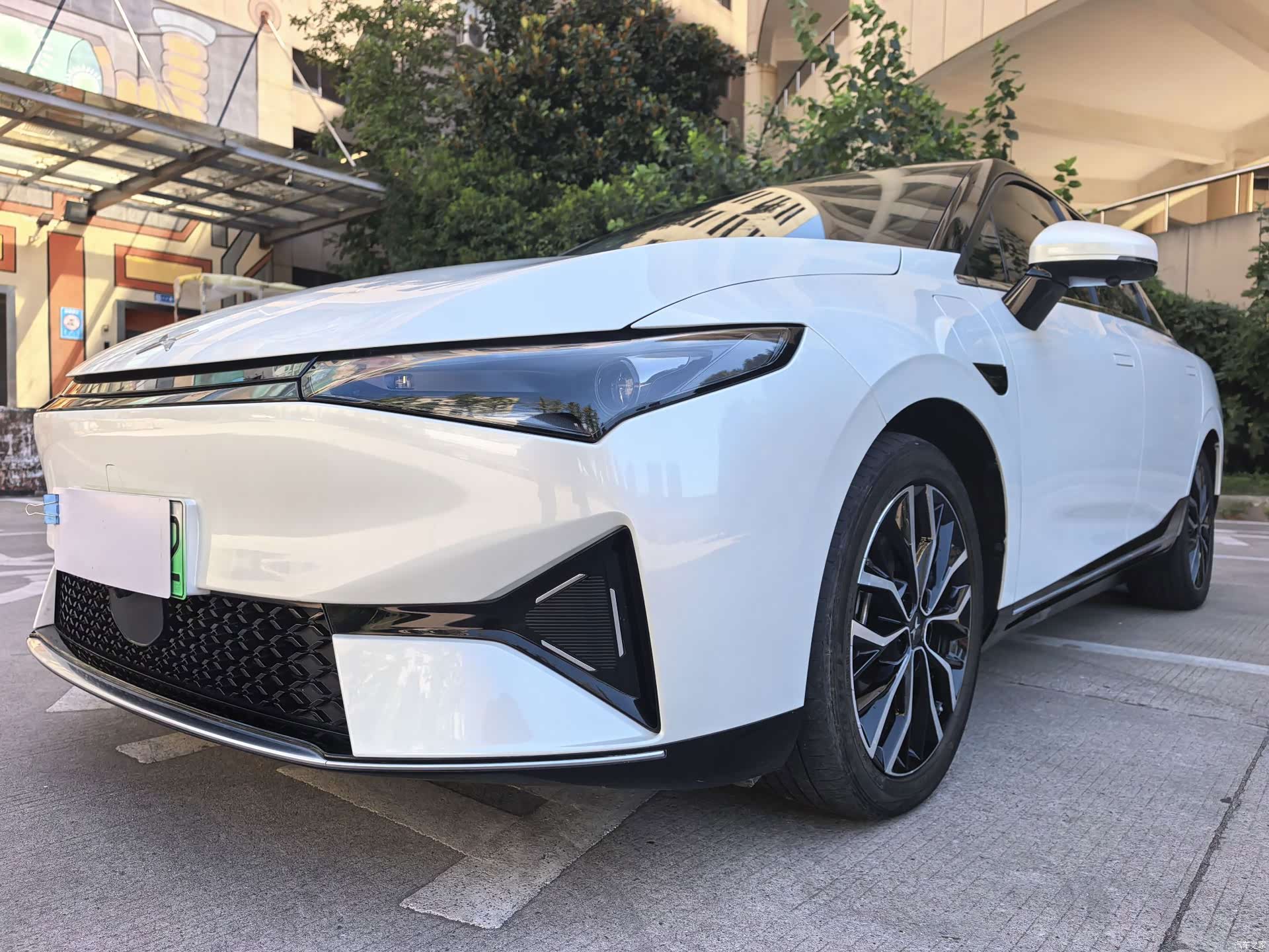 Xpeng P5, 2022 4