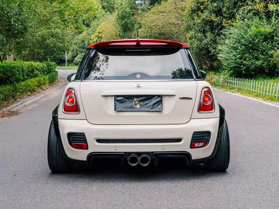MINI JCW