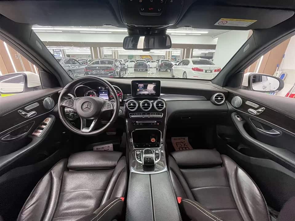 Mercedes-Benz GLC Mercedes-Benz GLC