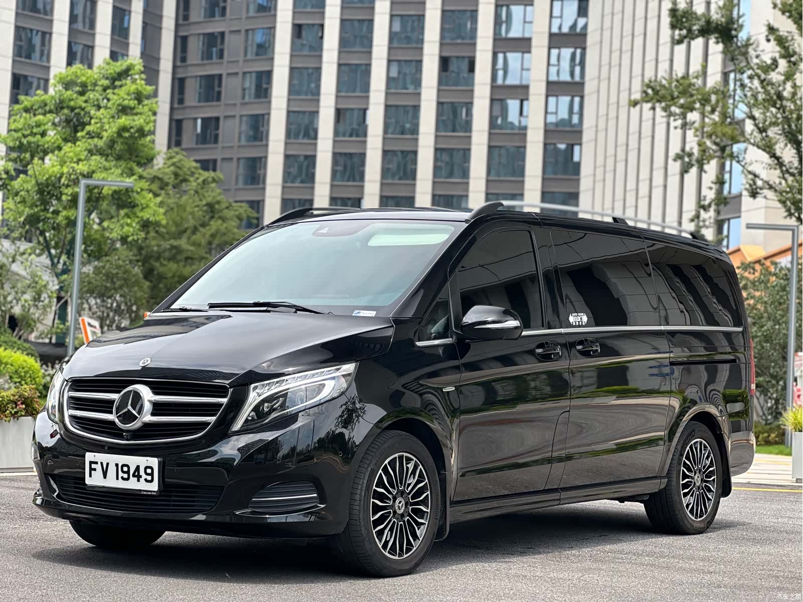 Mercedes-Benz V-Class, 2020 1