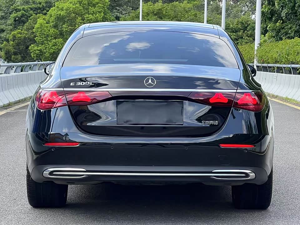 Mercedes-Benz E-class Mercedes-Benz E-class