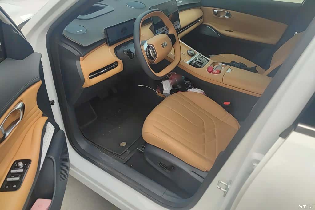 Geely 7, 2025 9