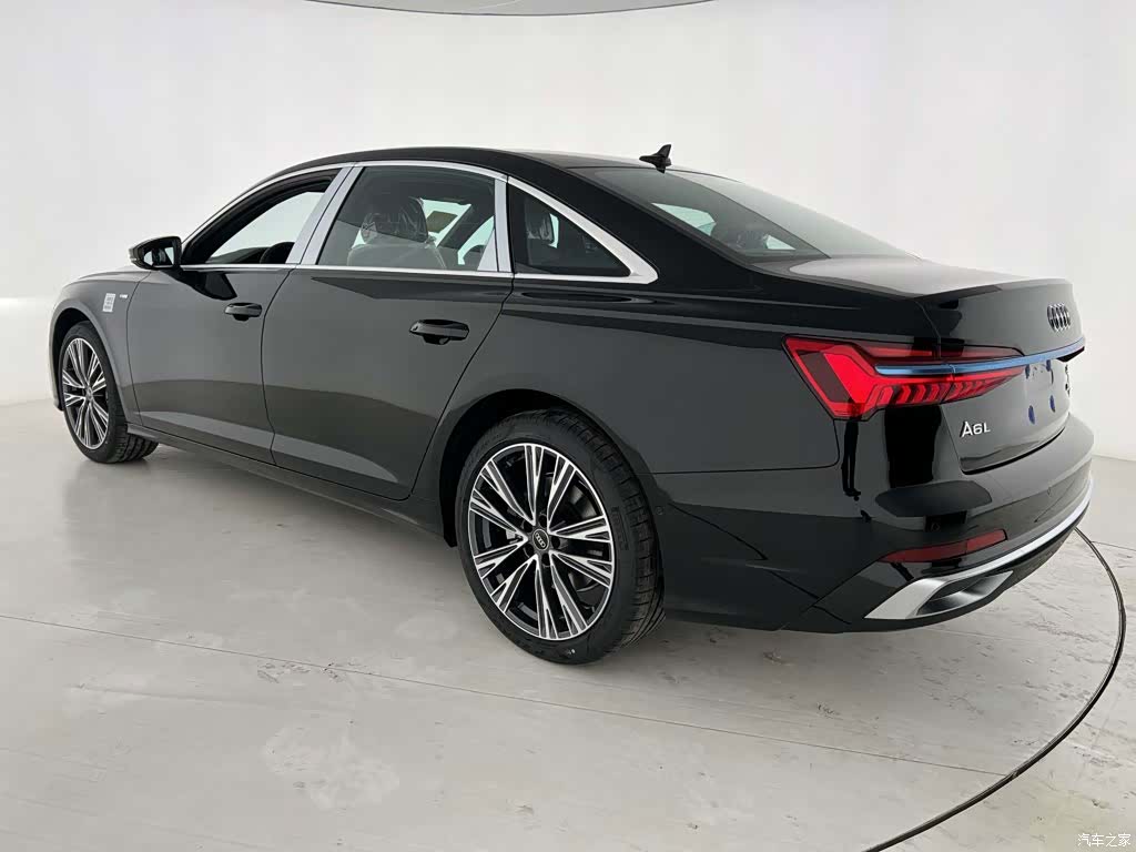 Audi A6L, 2026 6