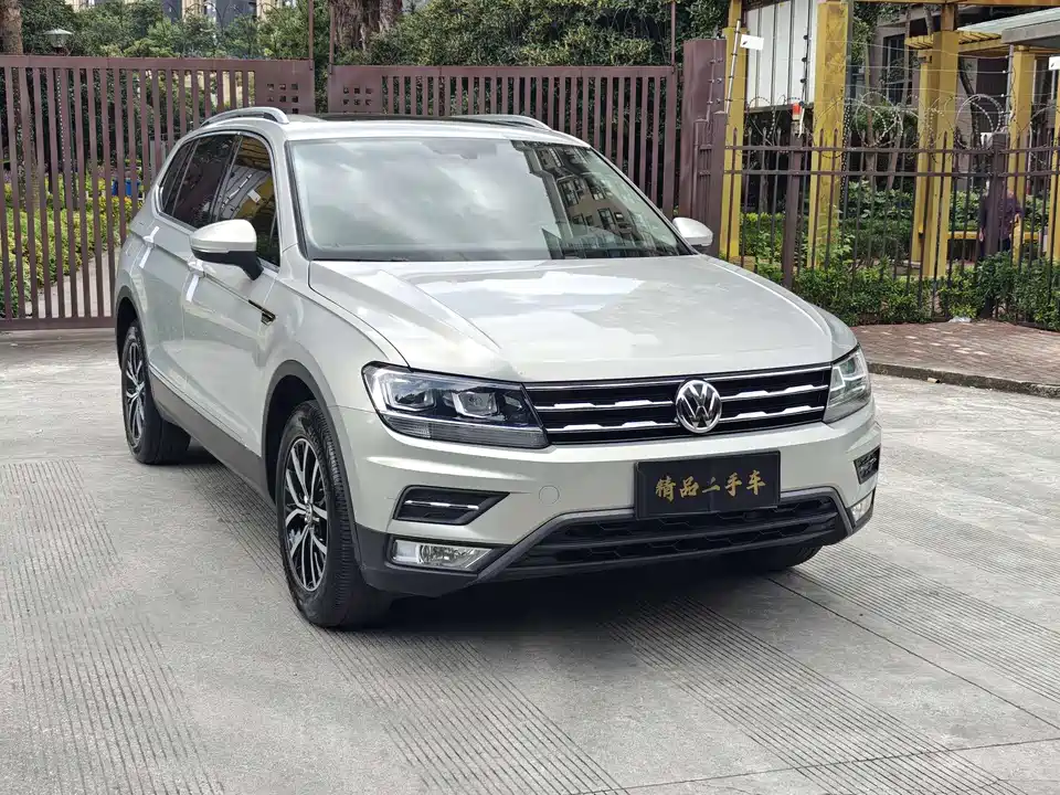 Volkswagen Tiguan L