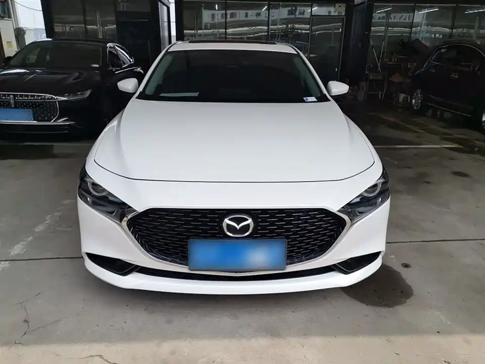 Mazda 3 Angkesaila