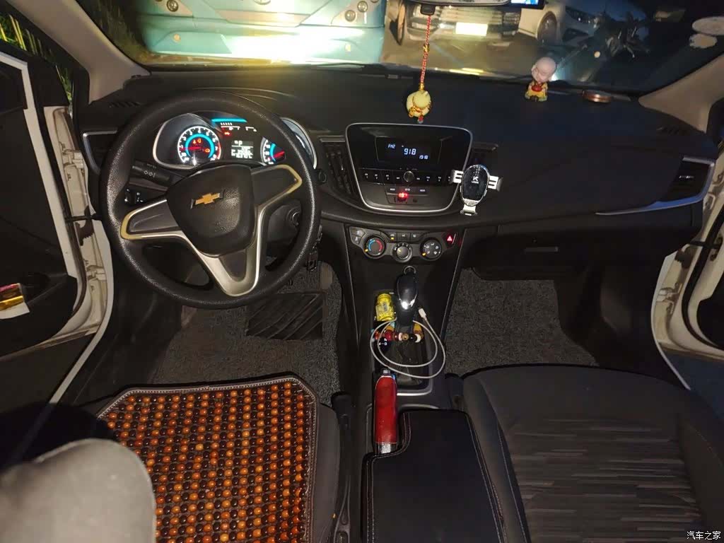 Chevrolet 320, 2018 13
