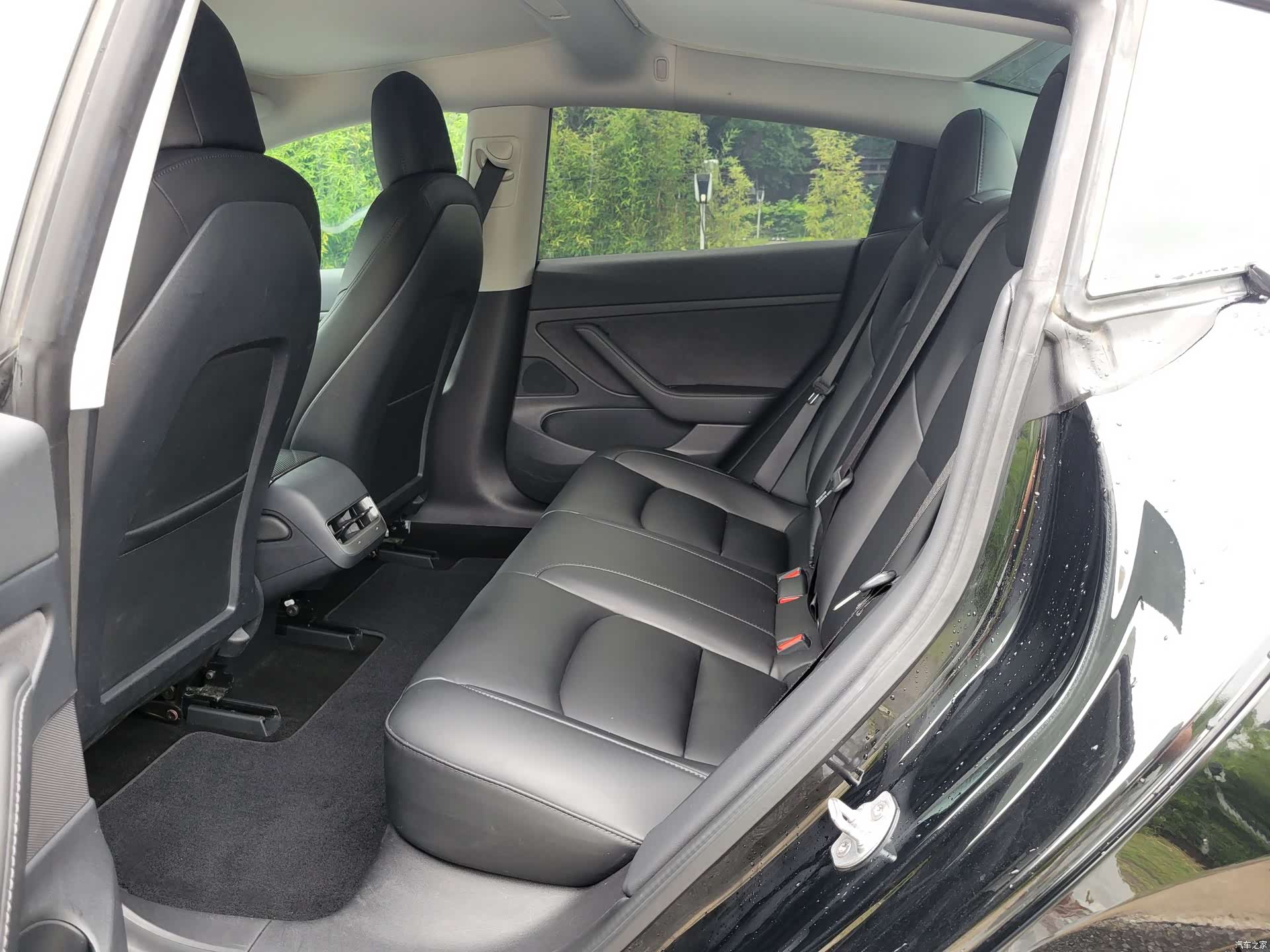 Tesla Model 3, 2020 10
