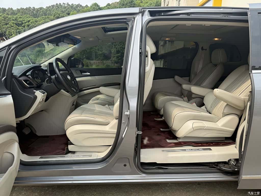 Buick GL8, 2021 12