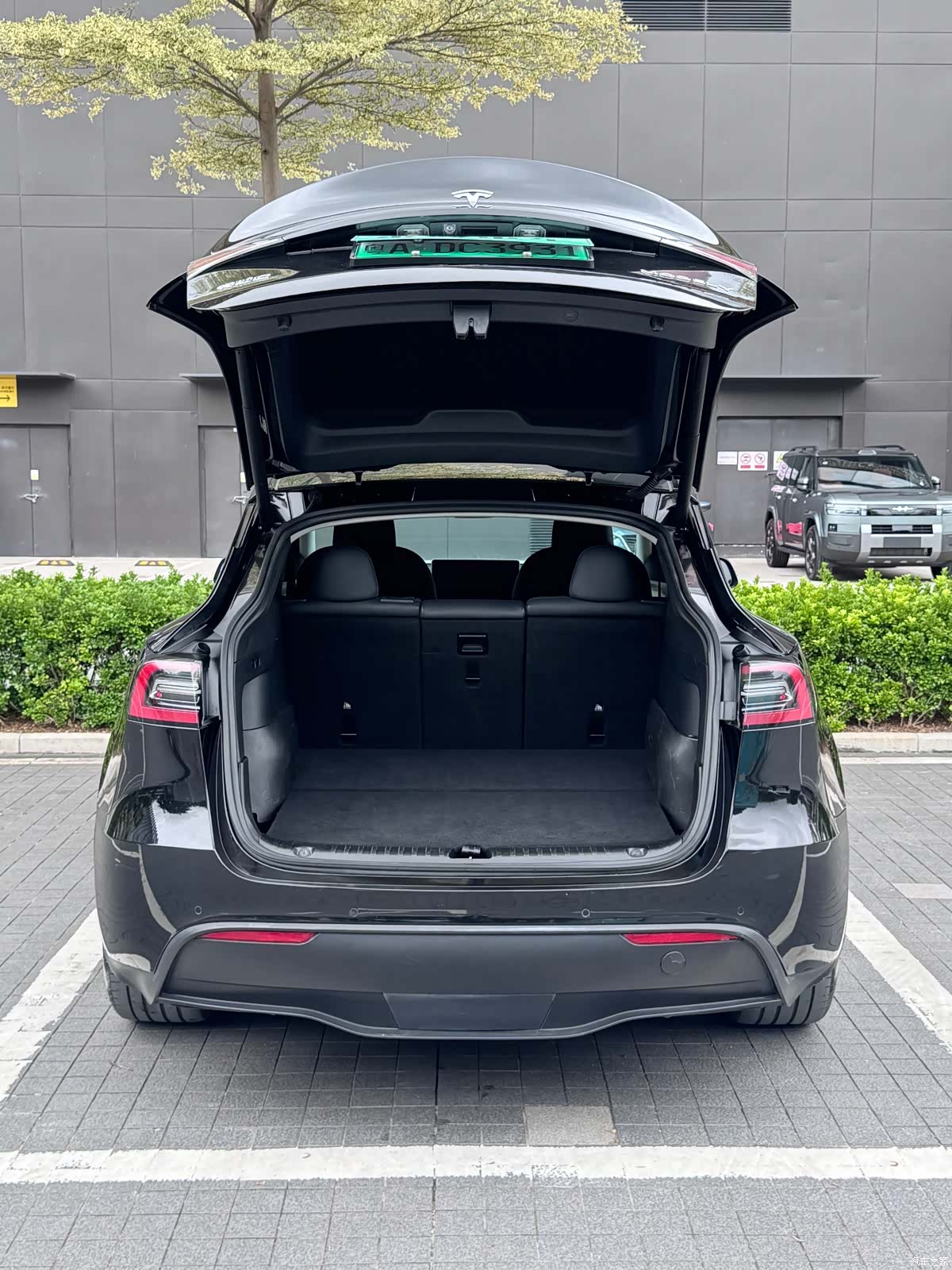 Tesla Model Y, 2022 8